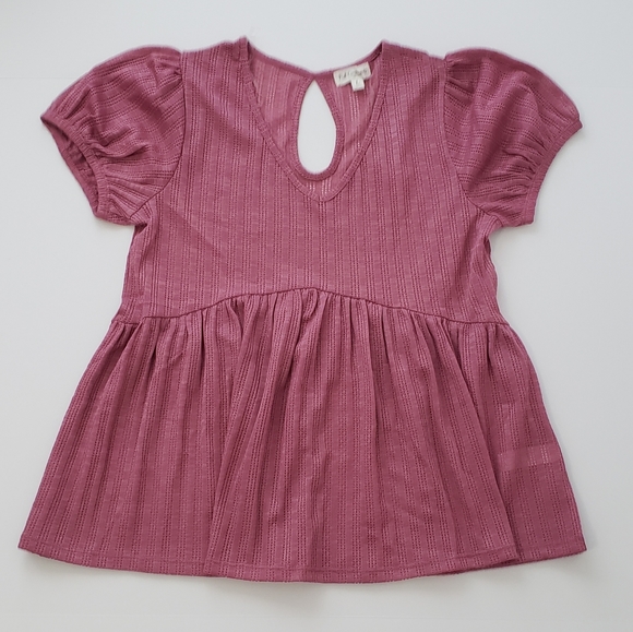 FULL CIRCLE TRENDS Lace Pleplum Top - Picture 2 of 10